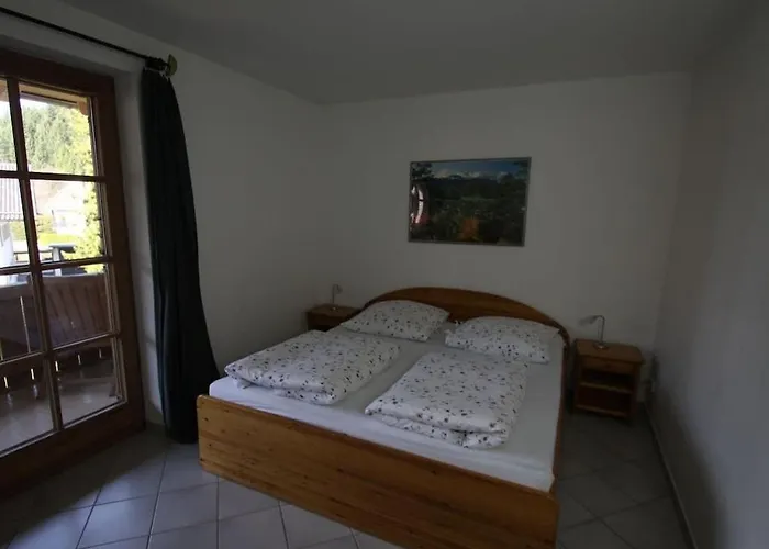 With 4 Bedrooms * גרמיש-פרטנקירכן